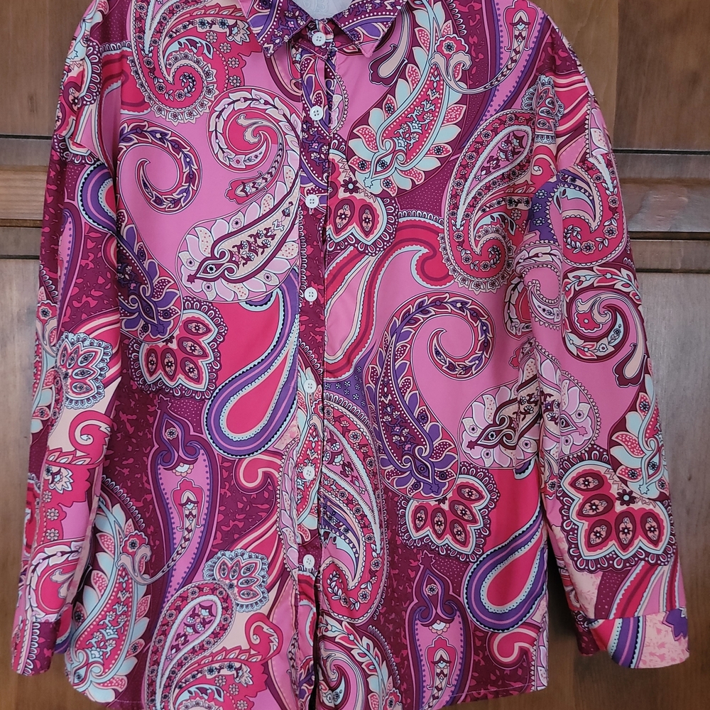 Vibrant Paisley Button-Up Shirt